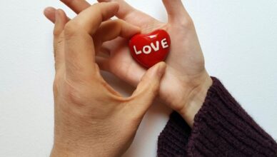 הכרויות לגיל השלישי מדריך מקיף