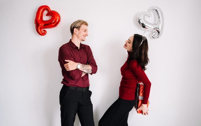 איך עוברים מהכרות וירטואלית לפגישה ראשונה