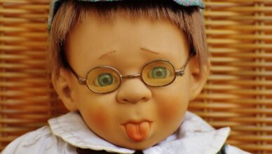 איך לזהות פרופילים מזויפים באתרי הכרויות